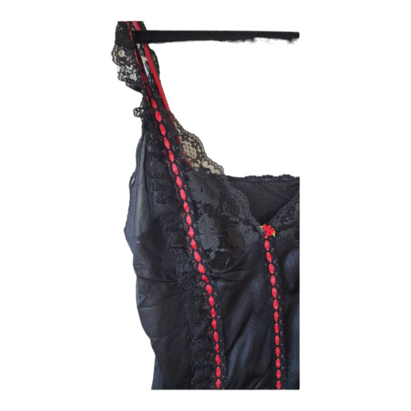 Vintage Tosca red and black lace camisole rose goth size medium - Picture 2 of 7